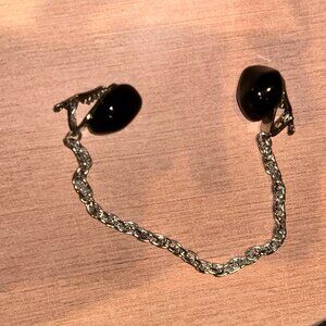 Black Stones vintage 1960s sweater clip